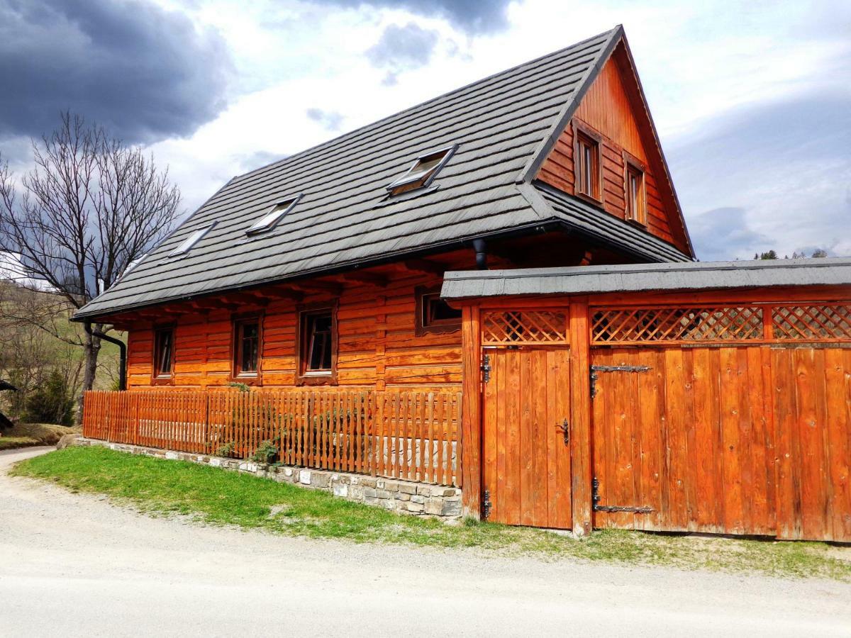 Drevenica Deni Villa Osturna Exteriör bild